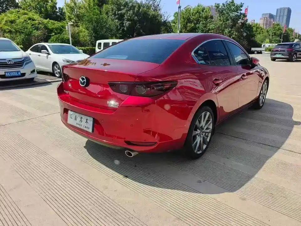 Mazda 3 Angkesaila