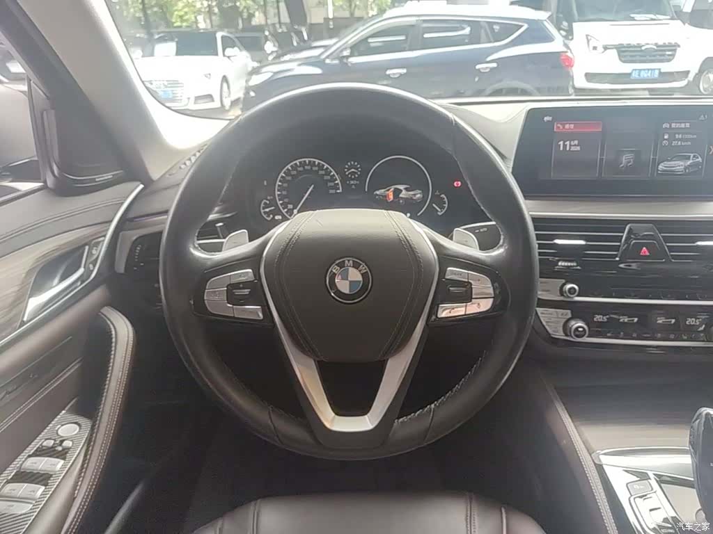 BMW 5 Series, 2019 11