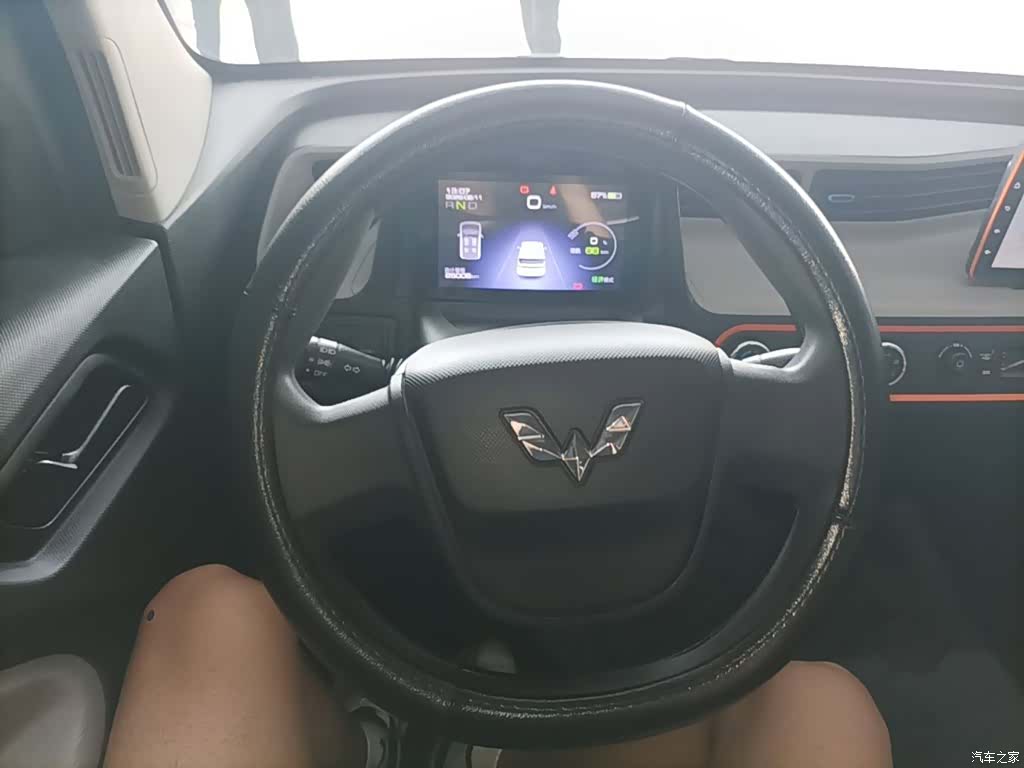 Wuling MINIEV, 2021 11