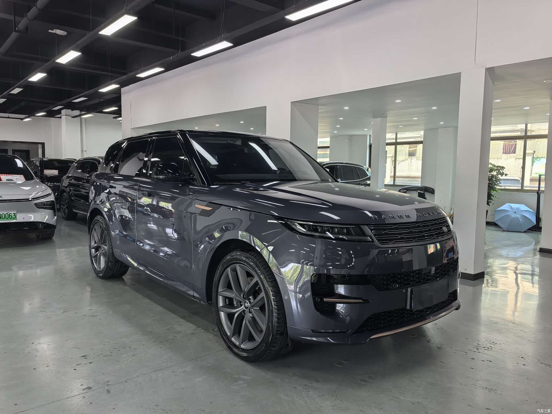 Land Rover Range Rover, 2024 3