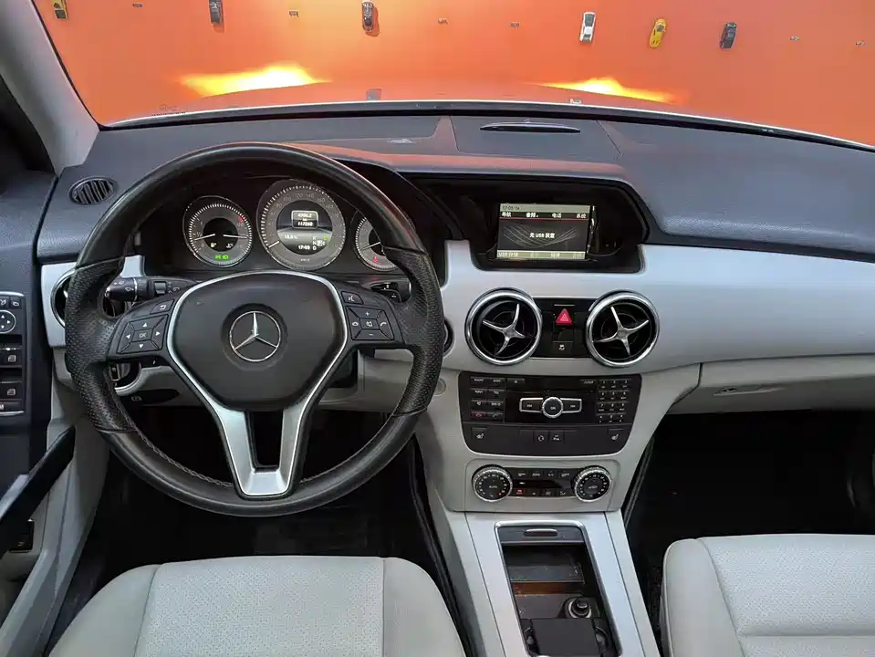 Mercedes-Benz GLK class