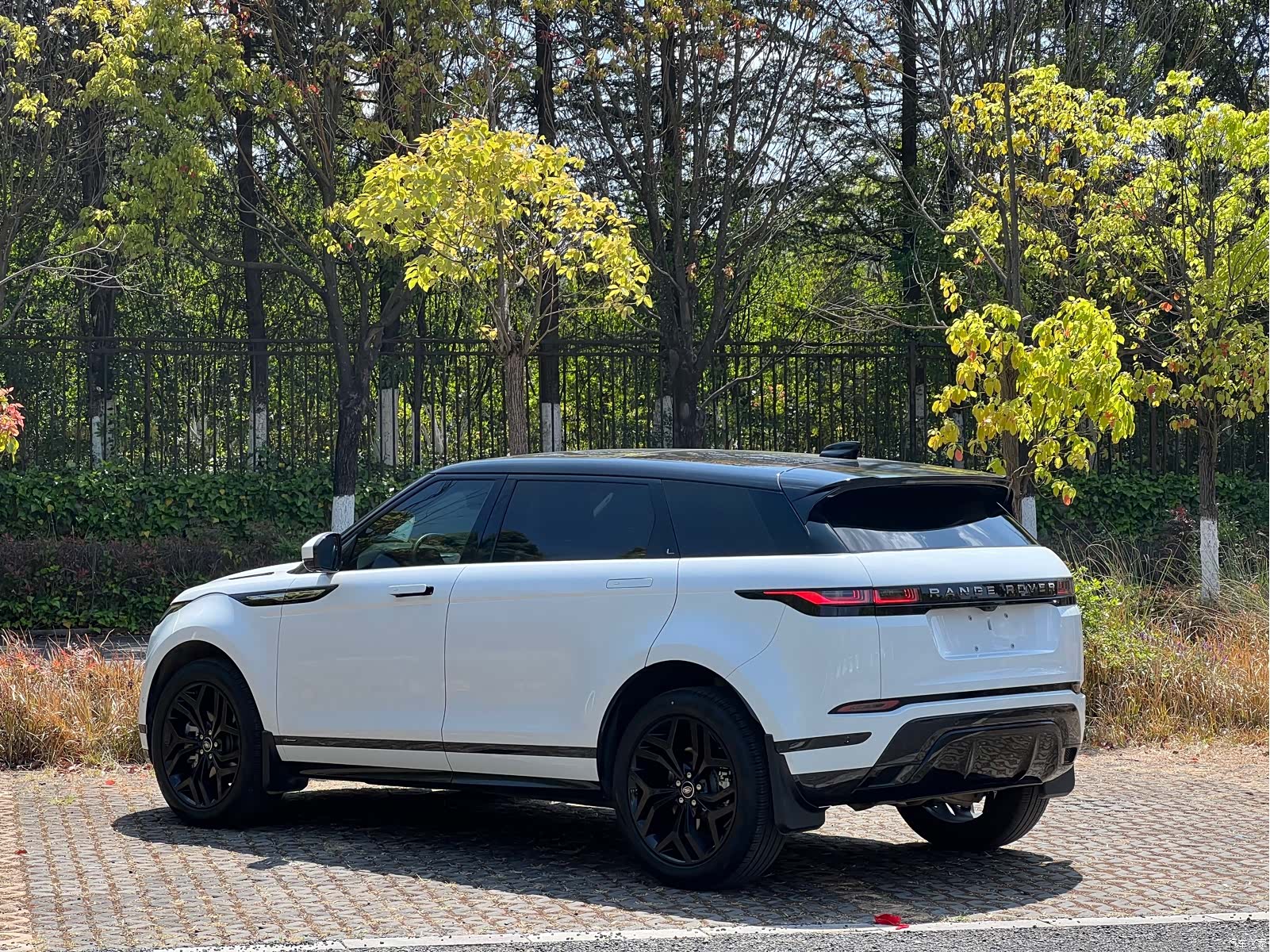Land Rover Range Rover, 2022 16