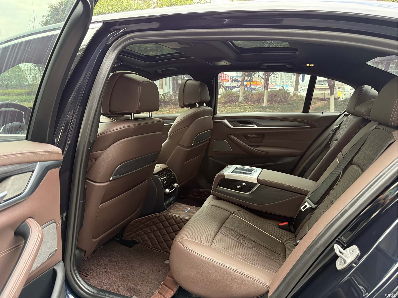 BMW 5 Series, 2021 12