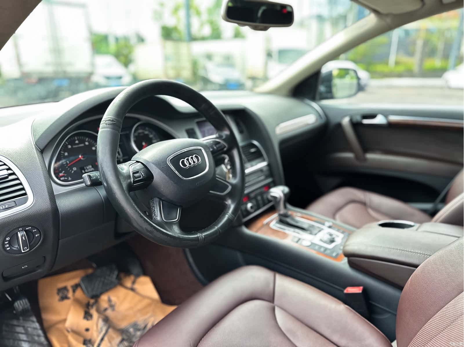Audi Q7, 2012 все фото