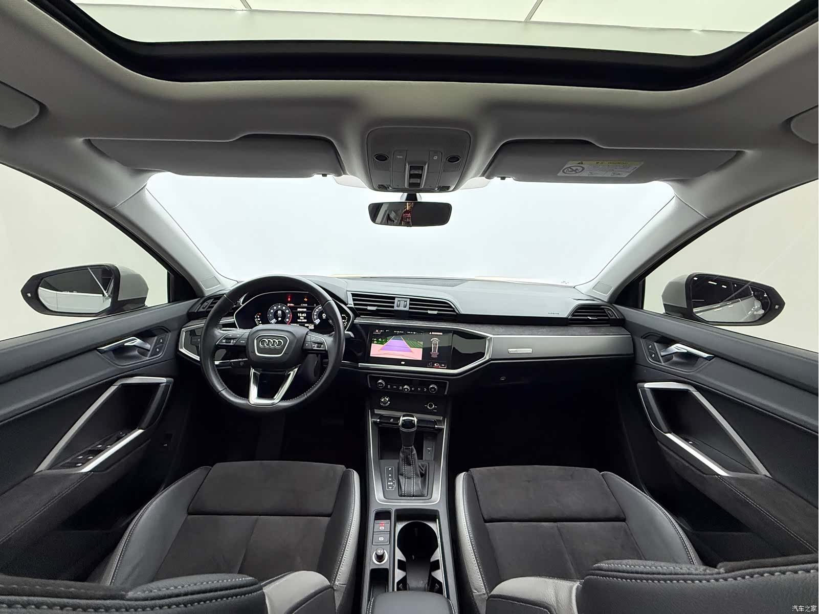 Audi Q3, 2022 14