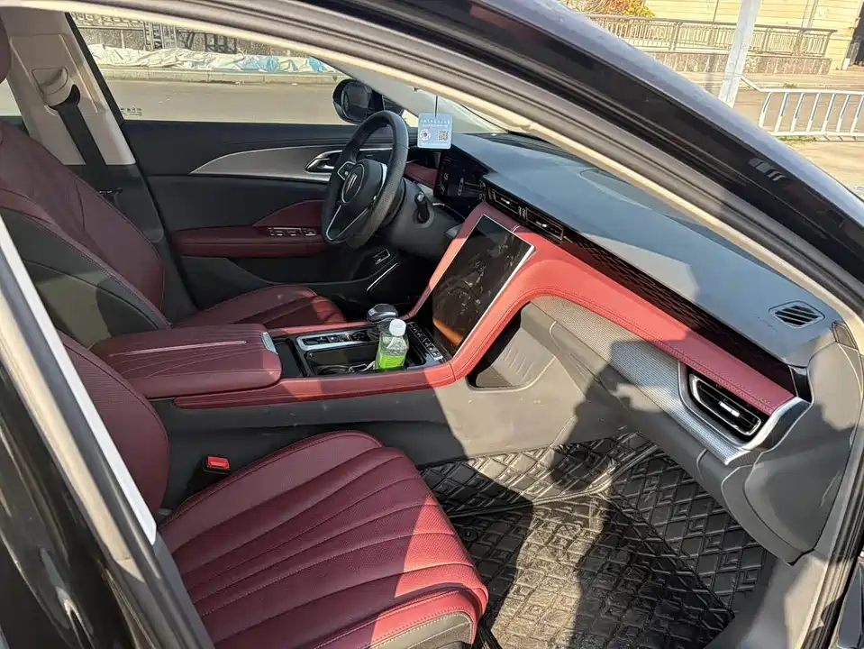 Hongqi H5 Hongqi H5