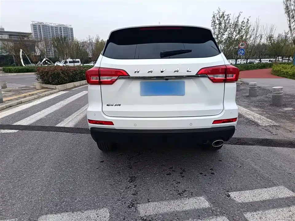 Haval M6