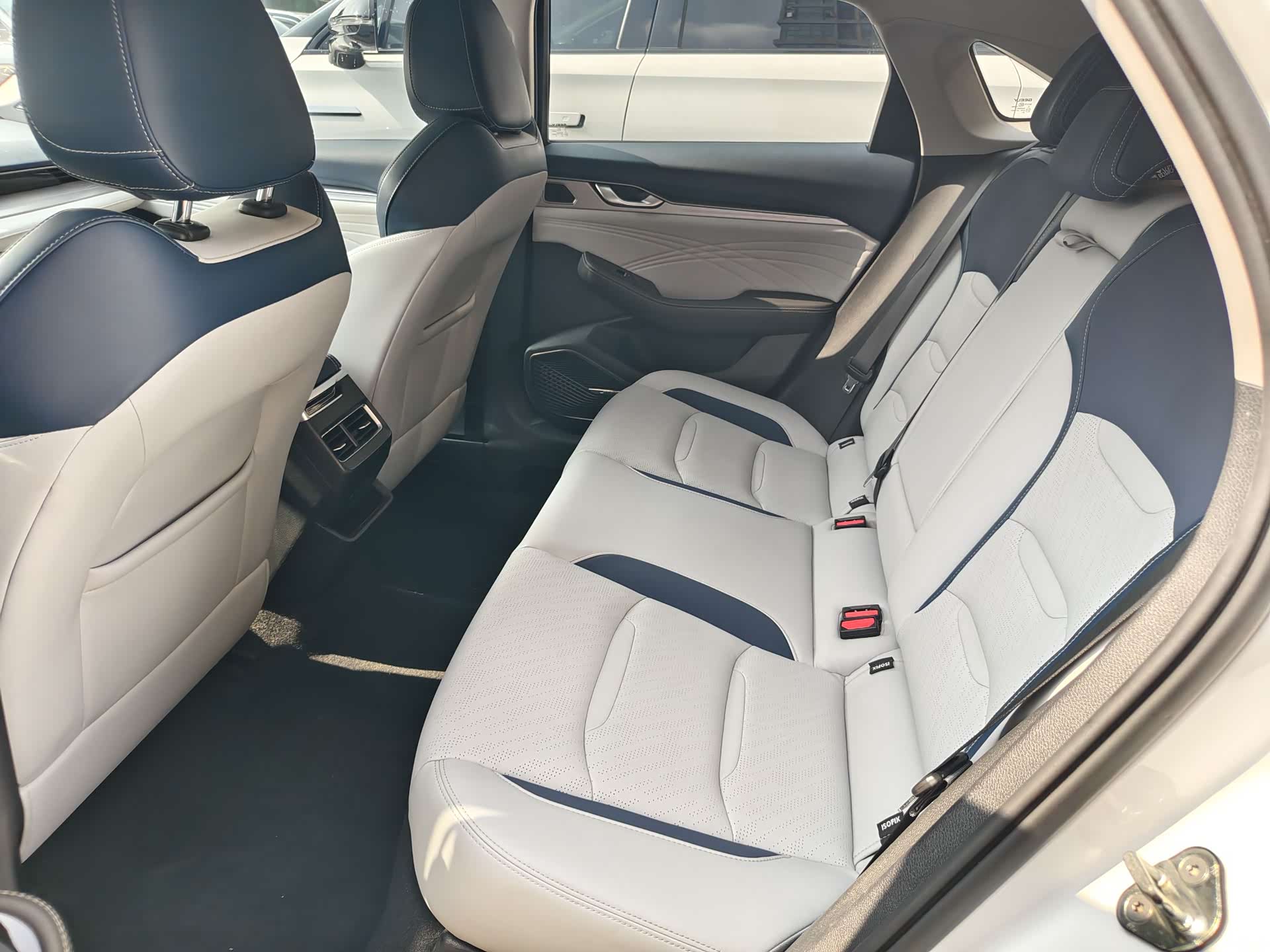Geely Preface, 2022 11