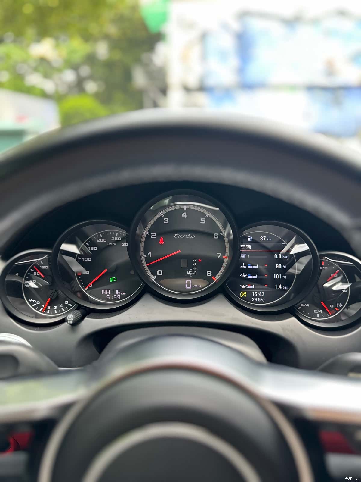 Porsche Cayenne, 2015 25