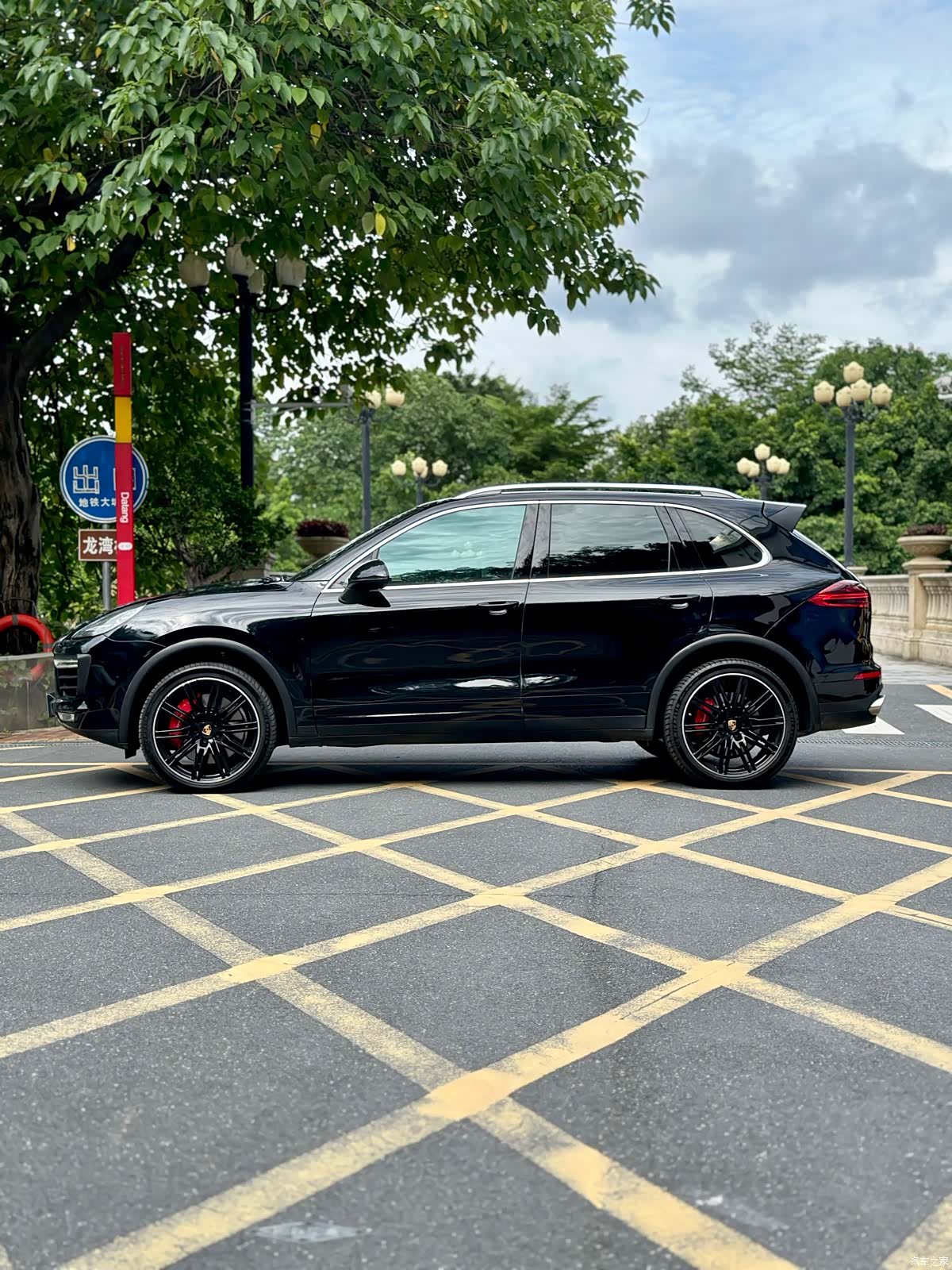 Porsche Cayenne, 2015 11