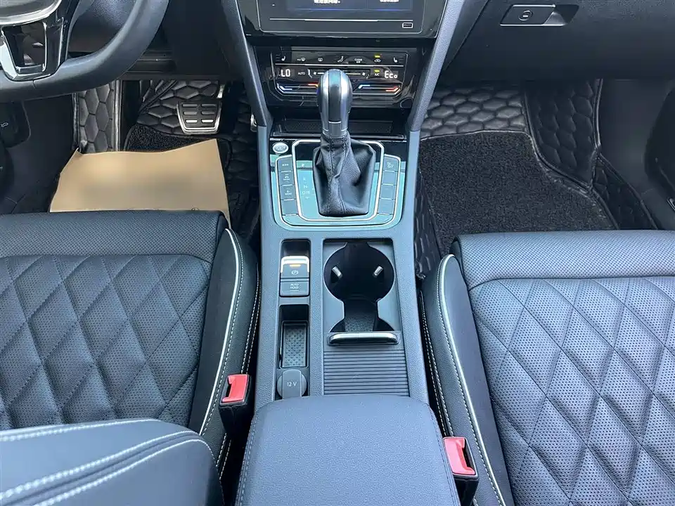 Volkswagen Magotan GTE