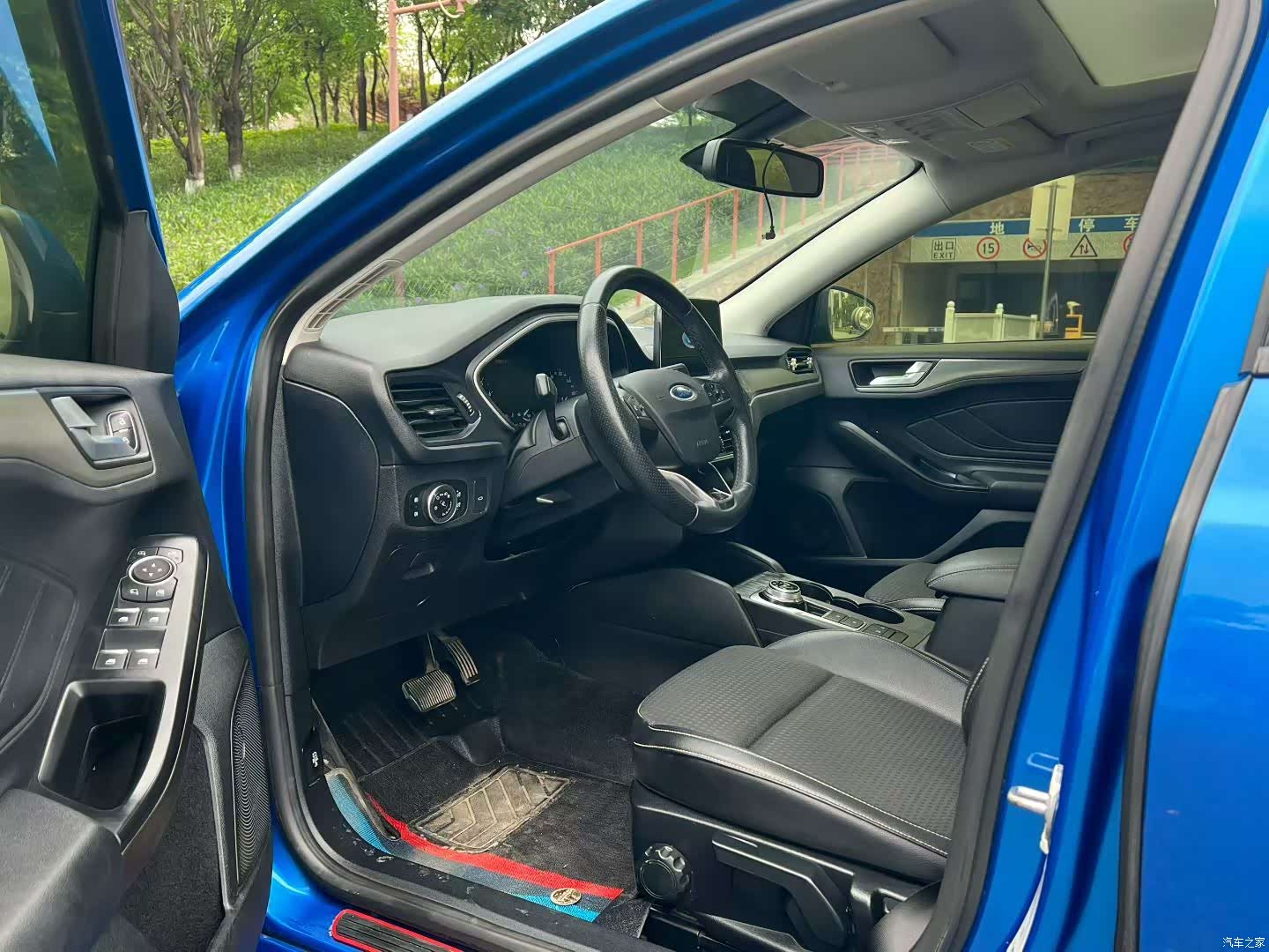Ford Focus, 2019 6