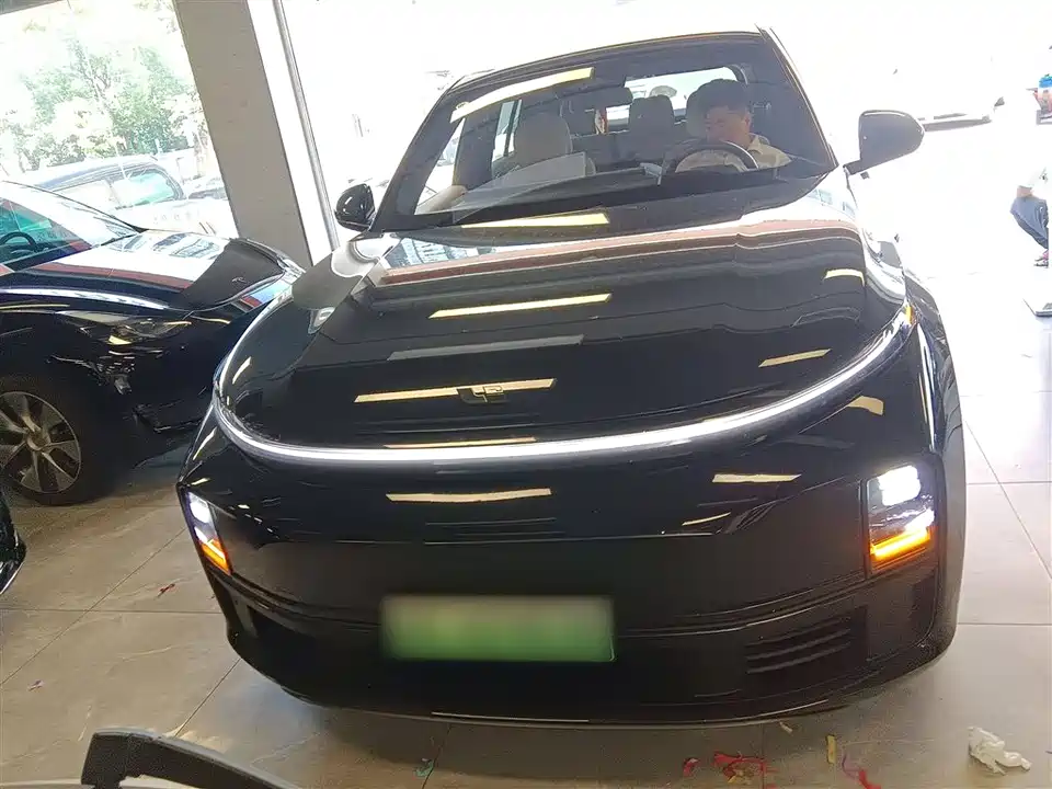 Li Auto Ideal L7