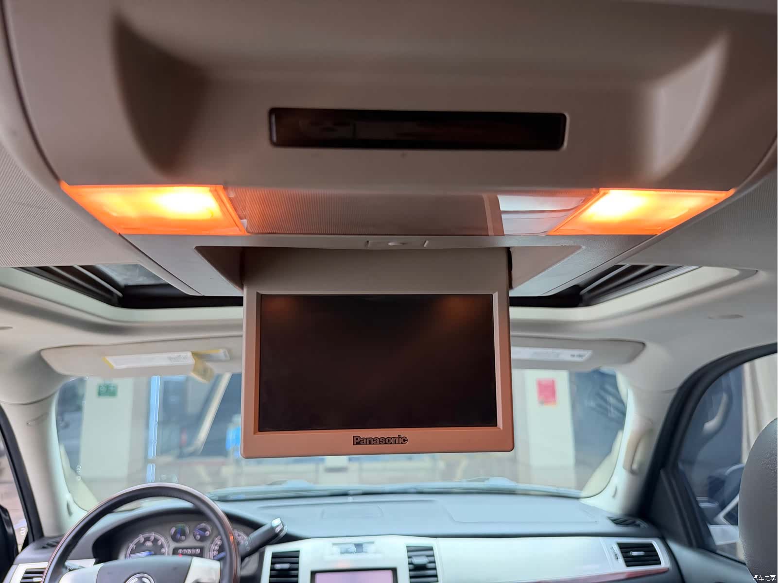 Cadillac Escalade, 2013 12