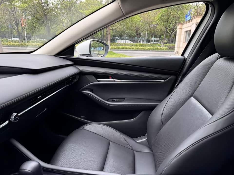 Mazda 3 Angkesaila Mazda 3 Angkesaila