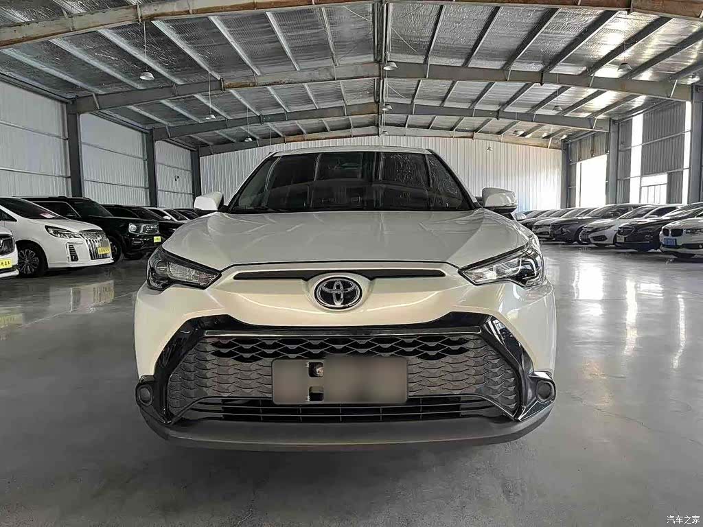 Toyota Frontlander, 2024 3