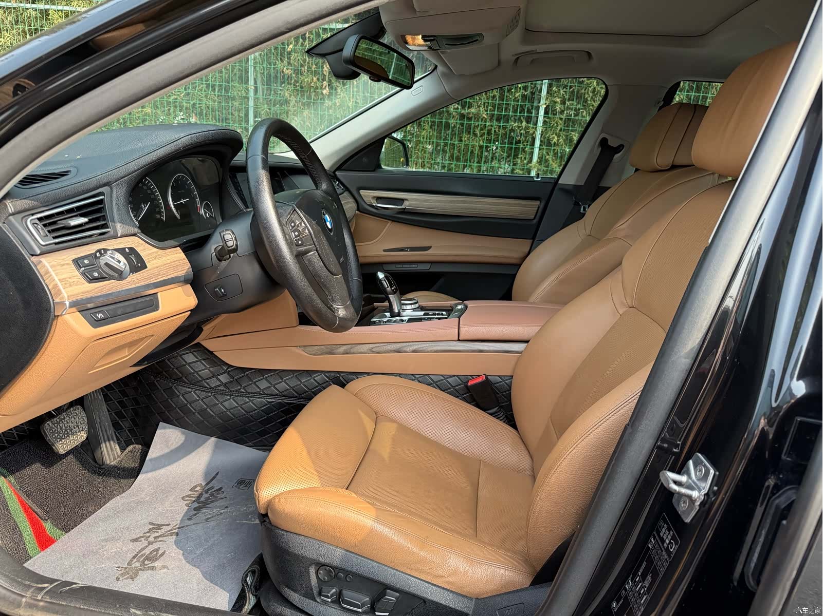 BMW 7 Series, 2011 все фото