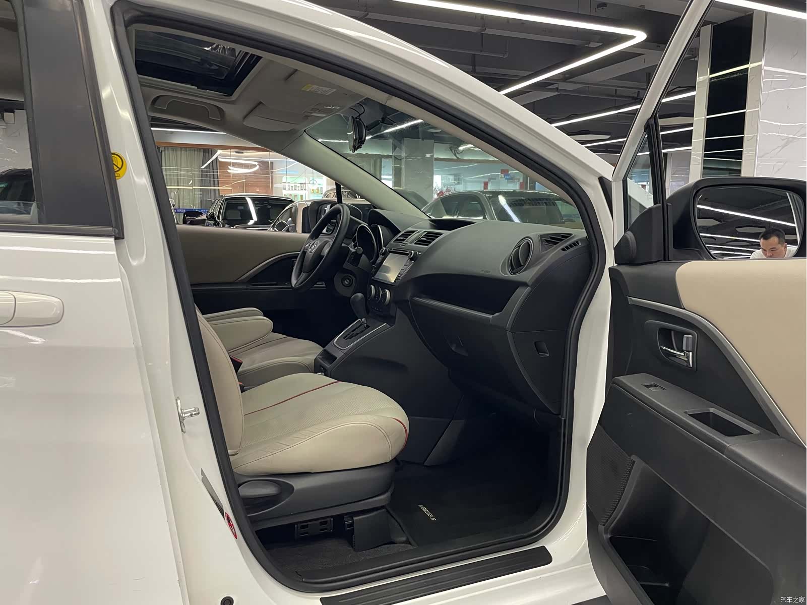 Mazda 5, 2013 9