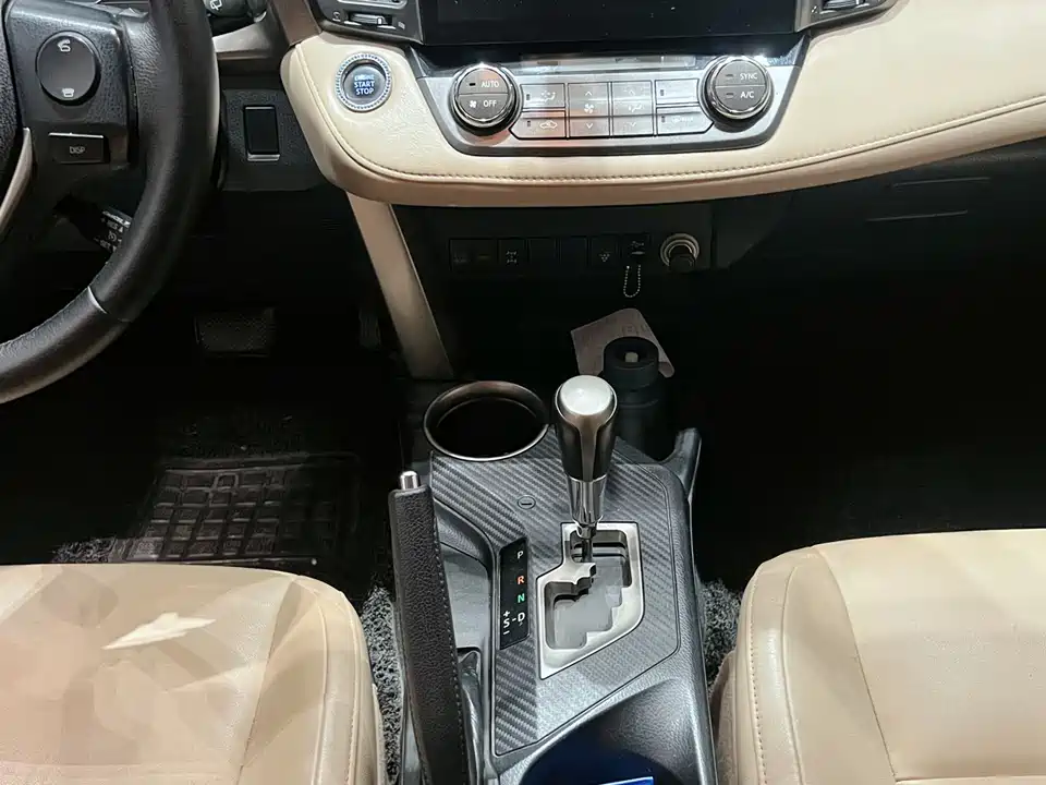 Toyota RAV4 Rongfang