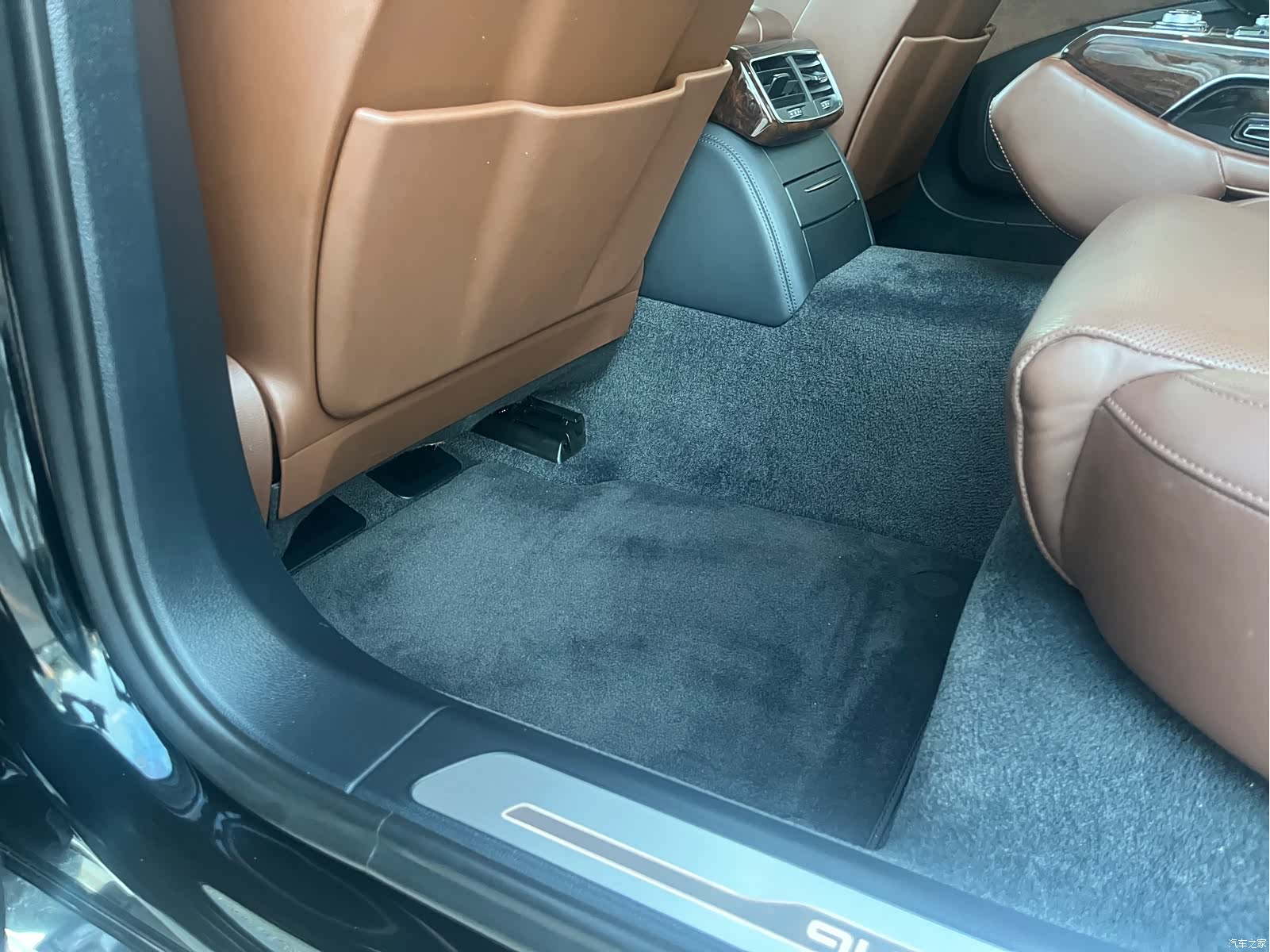 Audi A8L, 2017 27