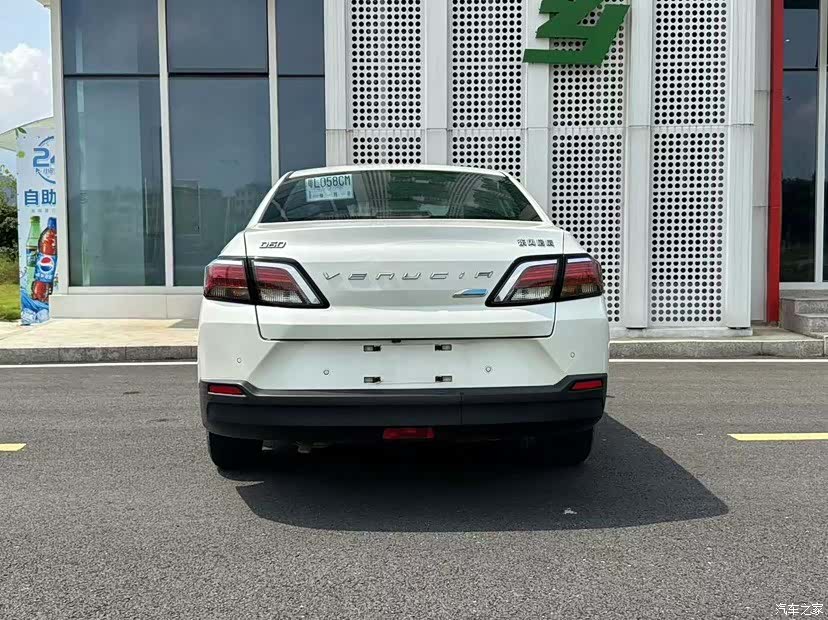 Nissan D60, 2019 7
