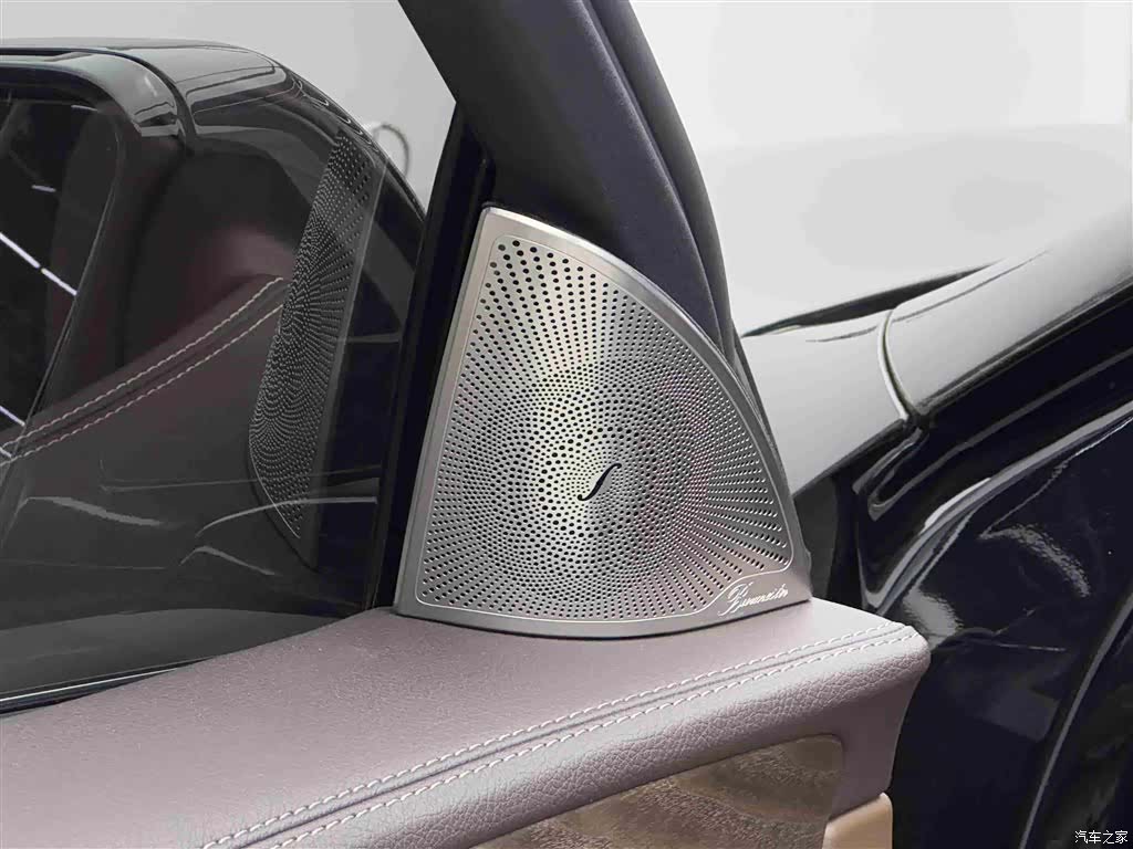 Mercedes-Benz E-Class, 2022 16