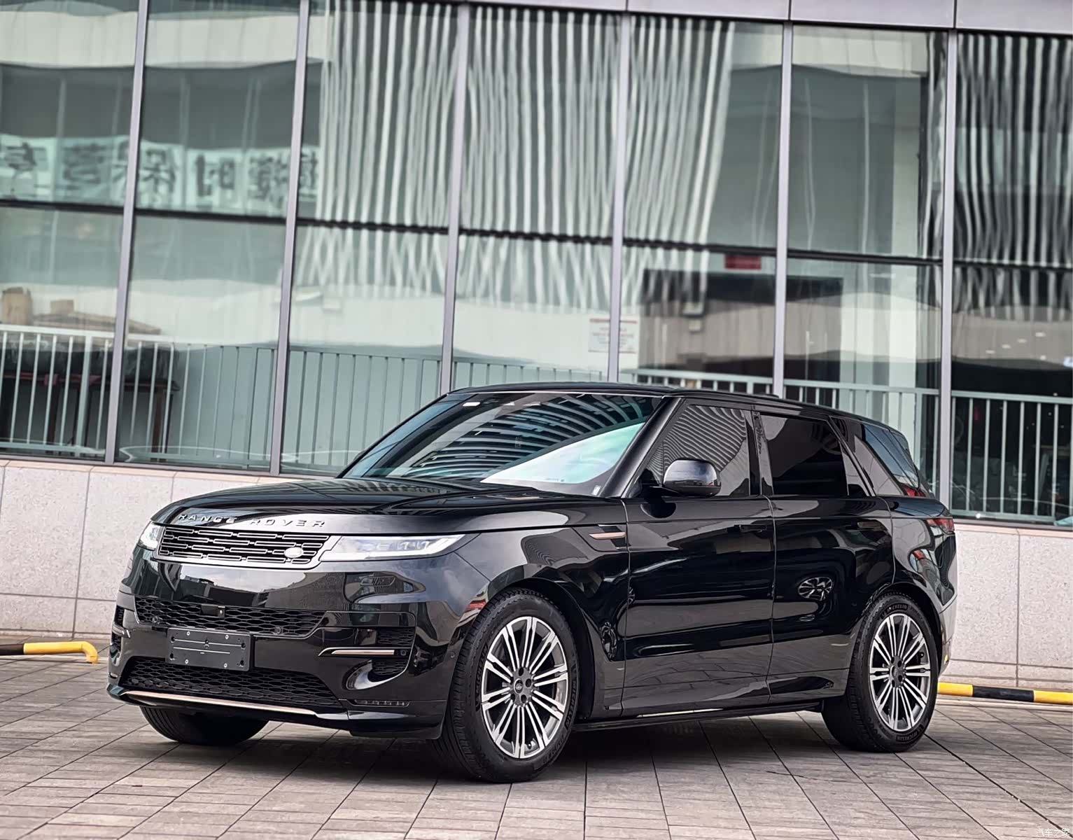 Land Rover Range Rover, 2023 1