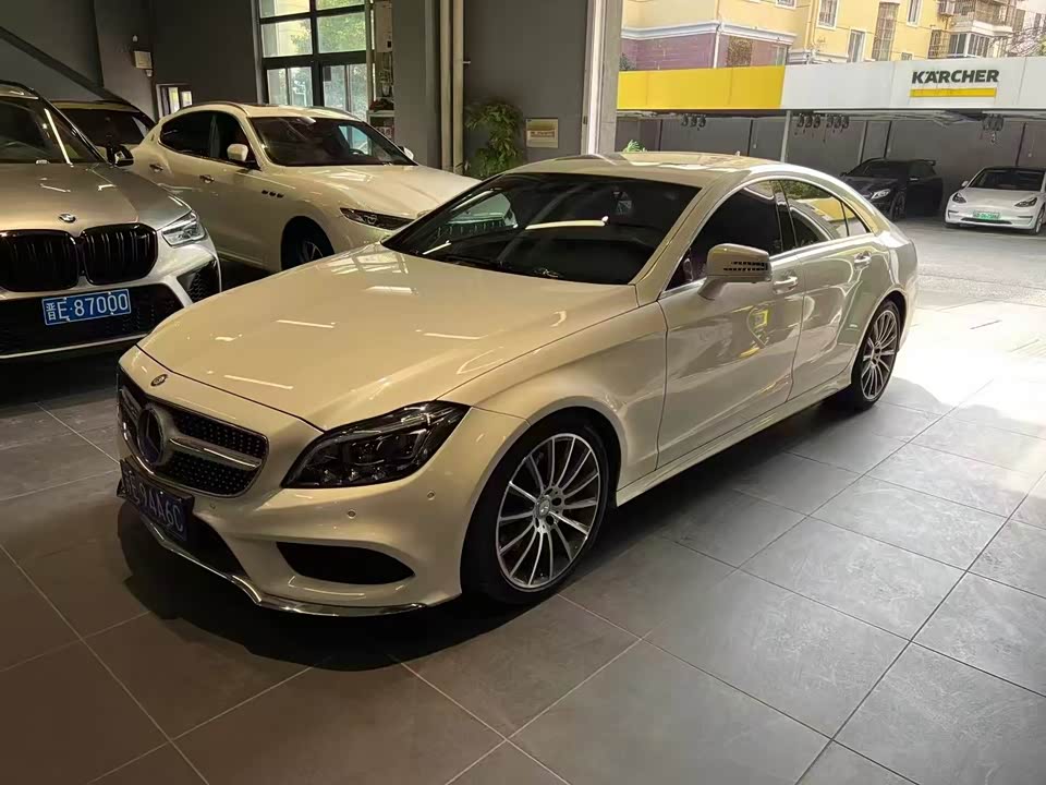 Mercedes-Benz CLS
