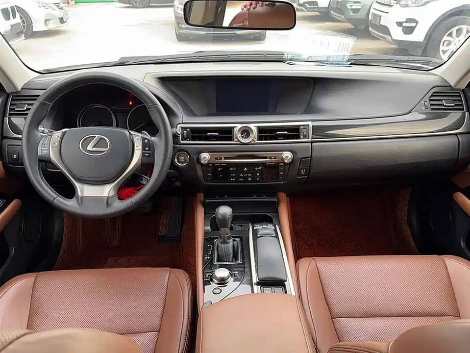 Lexus GS