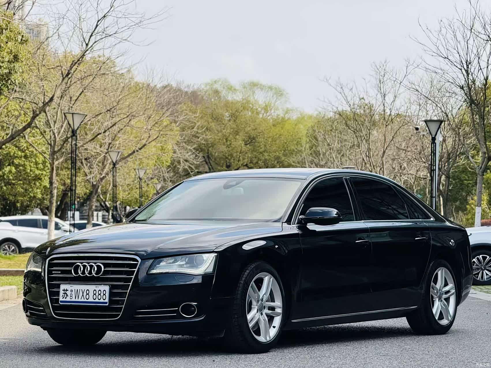 Audi A8L, 2011 1