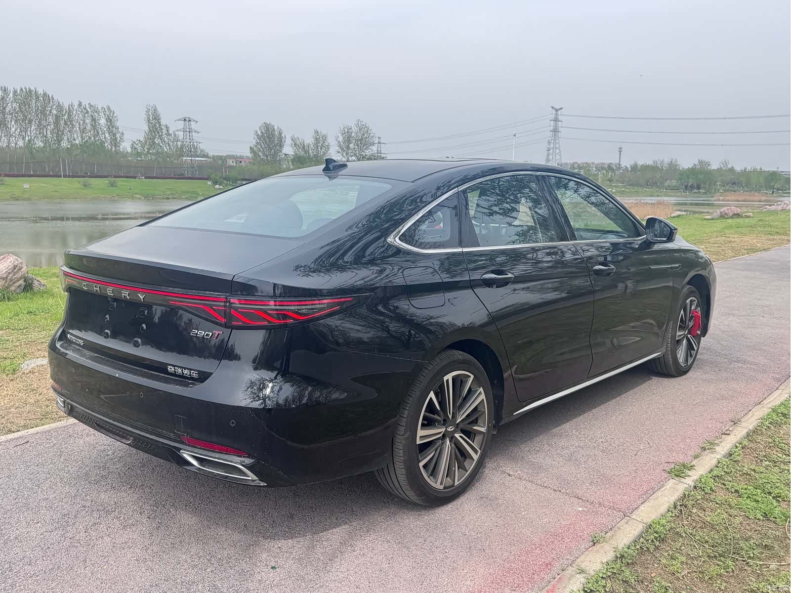 Chery Arrizo 8, 2025 9