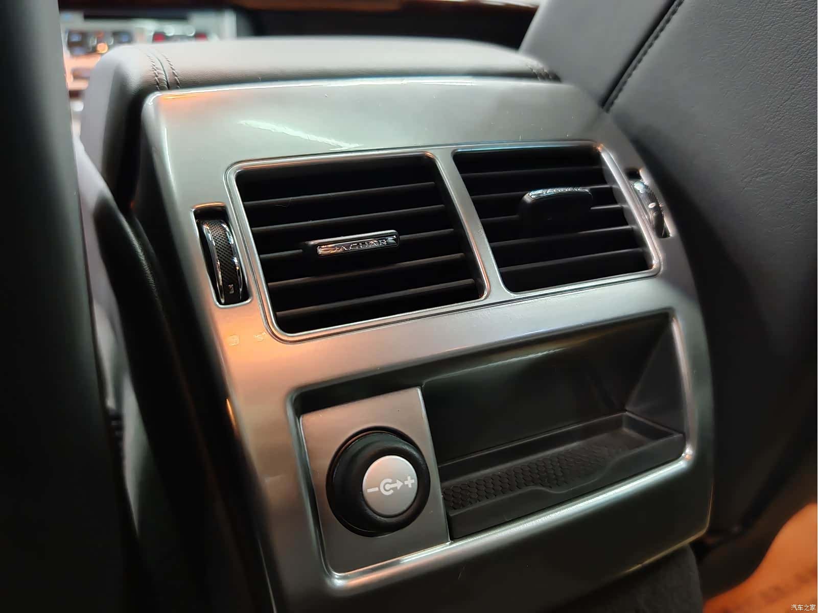 Jaguar XF, 2015 31