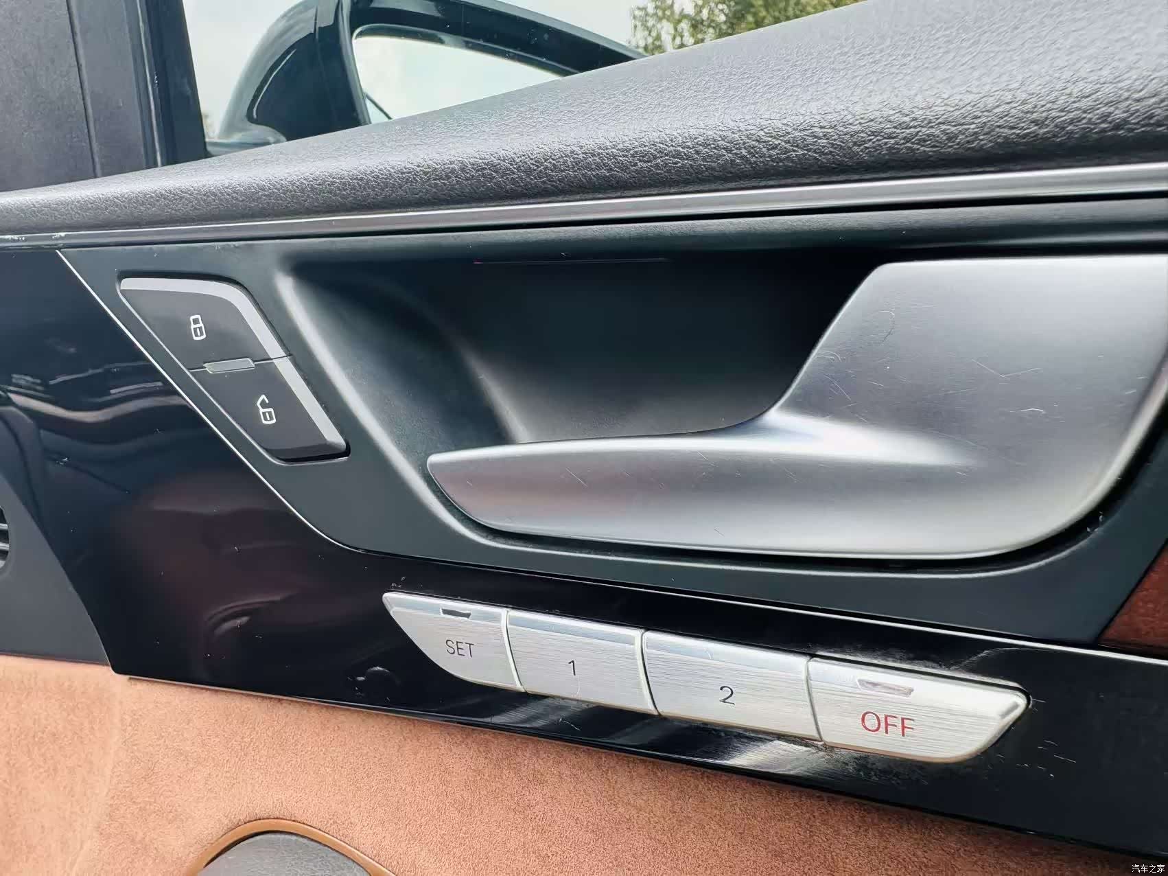 Audi A8L, 2011 14