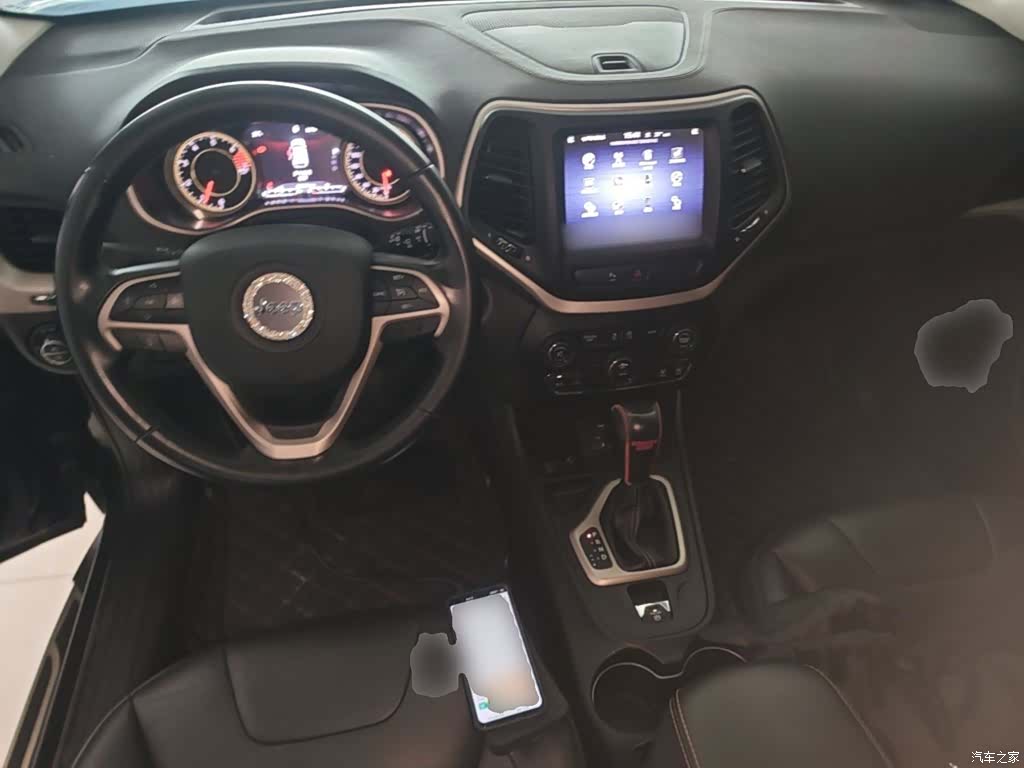 Jeep Cherokee, 2018 10