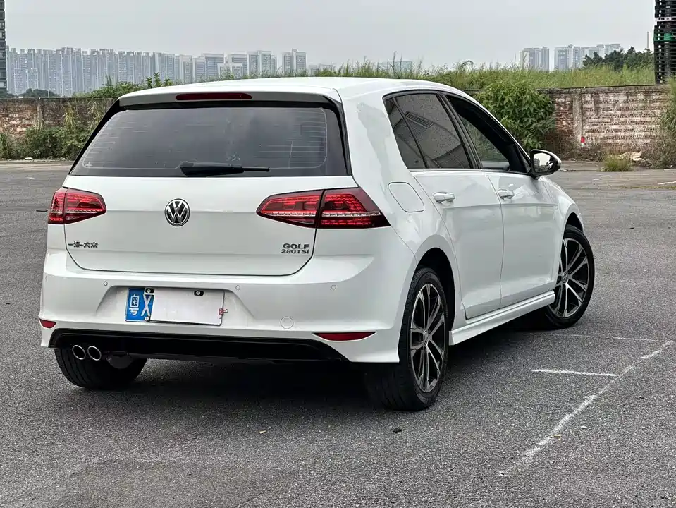 Volkswagen golf