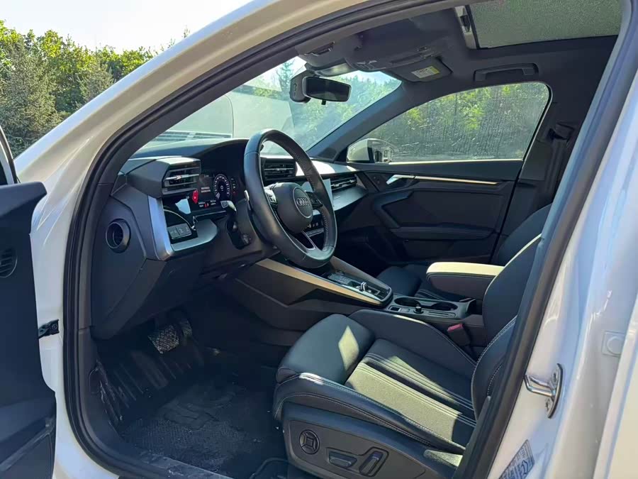 Audi A3 2022, фото 7
