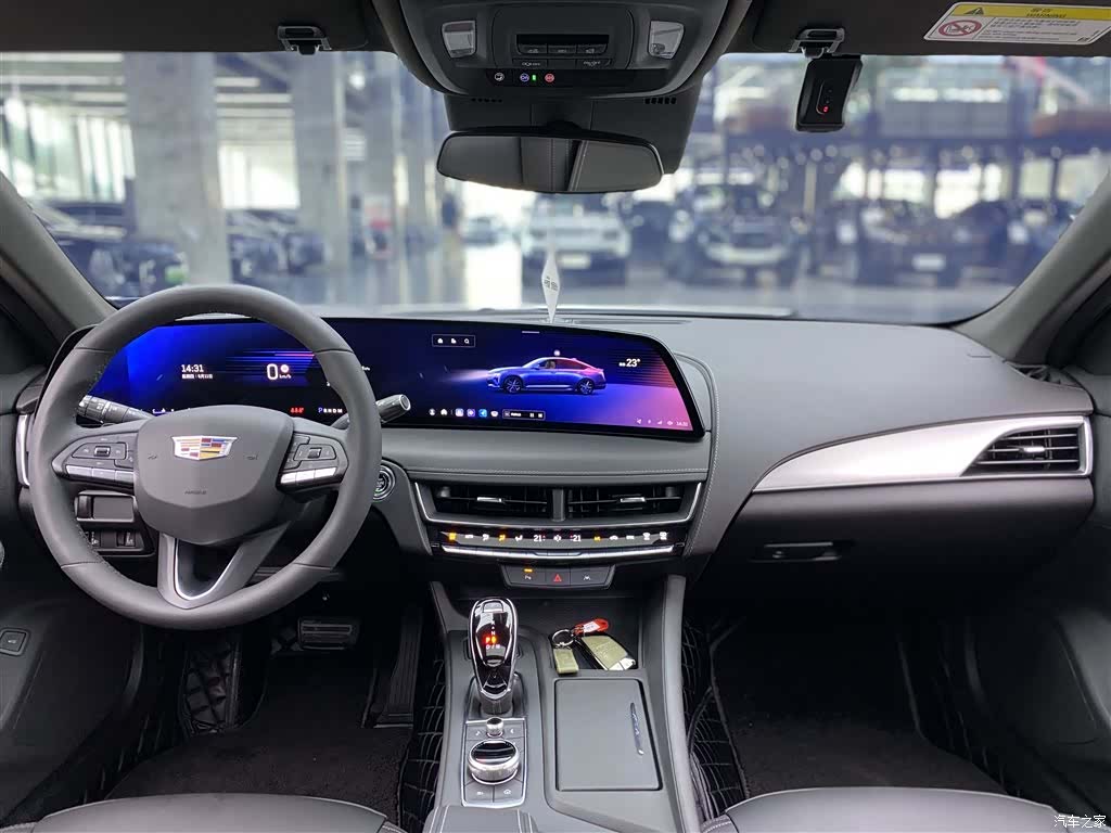 Cadillac CT5, 2024 13