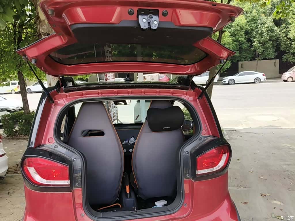 Wuling E100, 2019 19