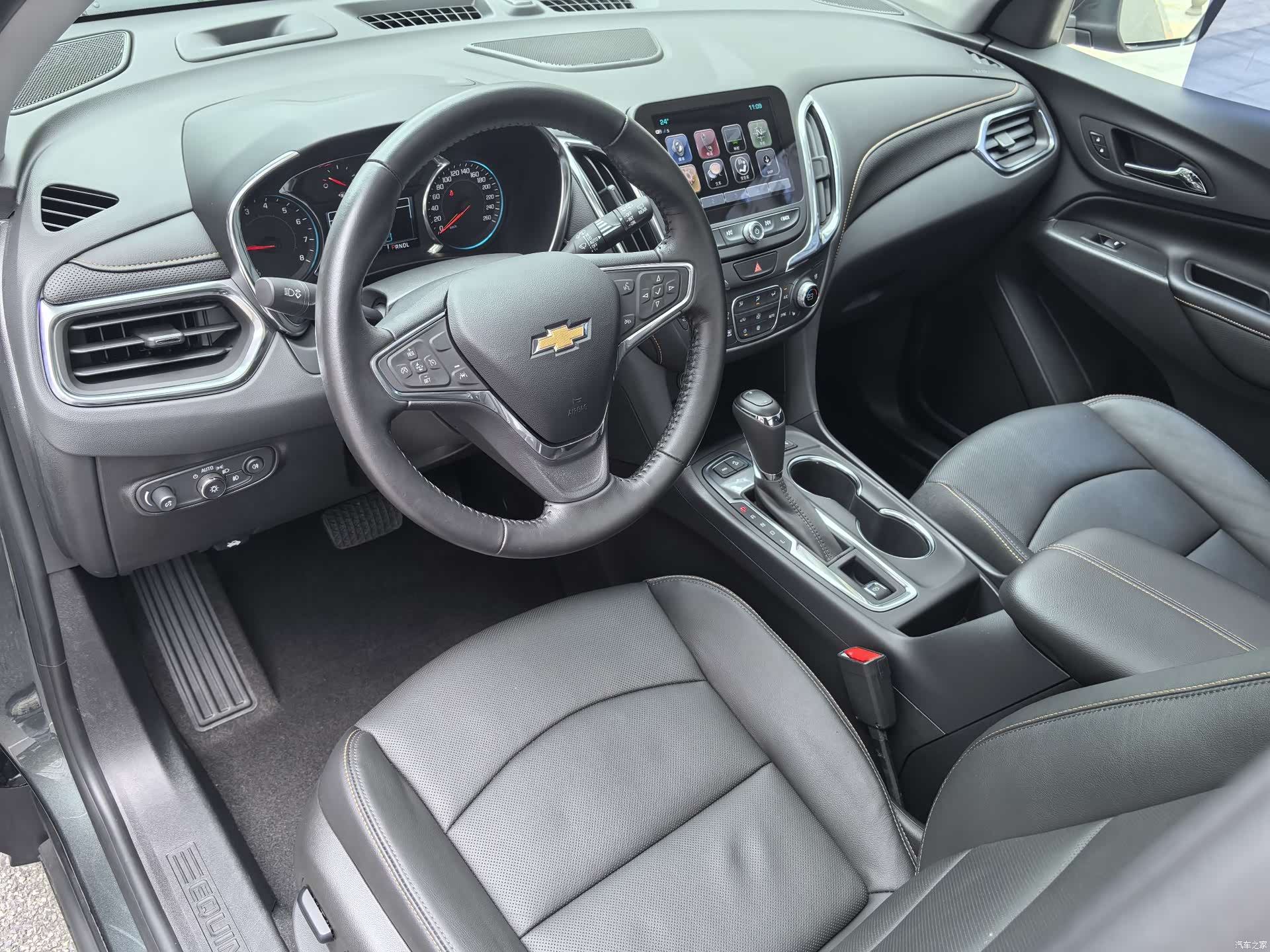 Chevrolet Equinox, 2018 24