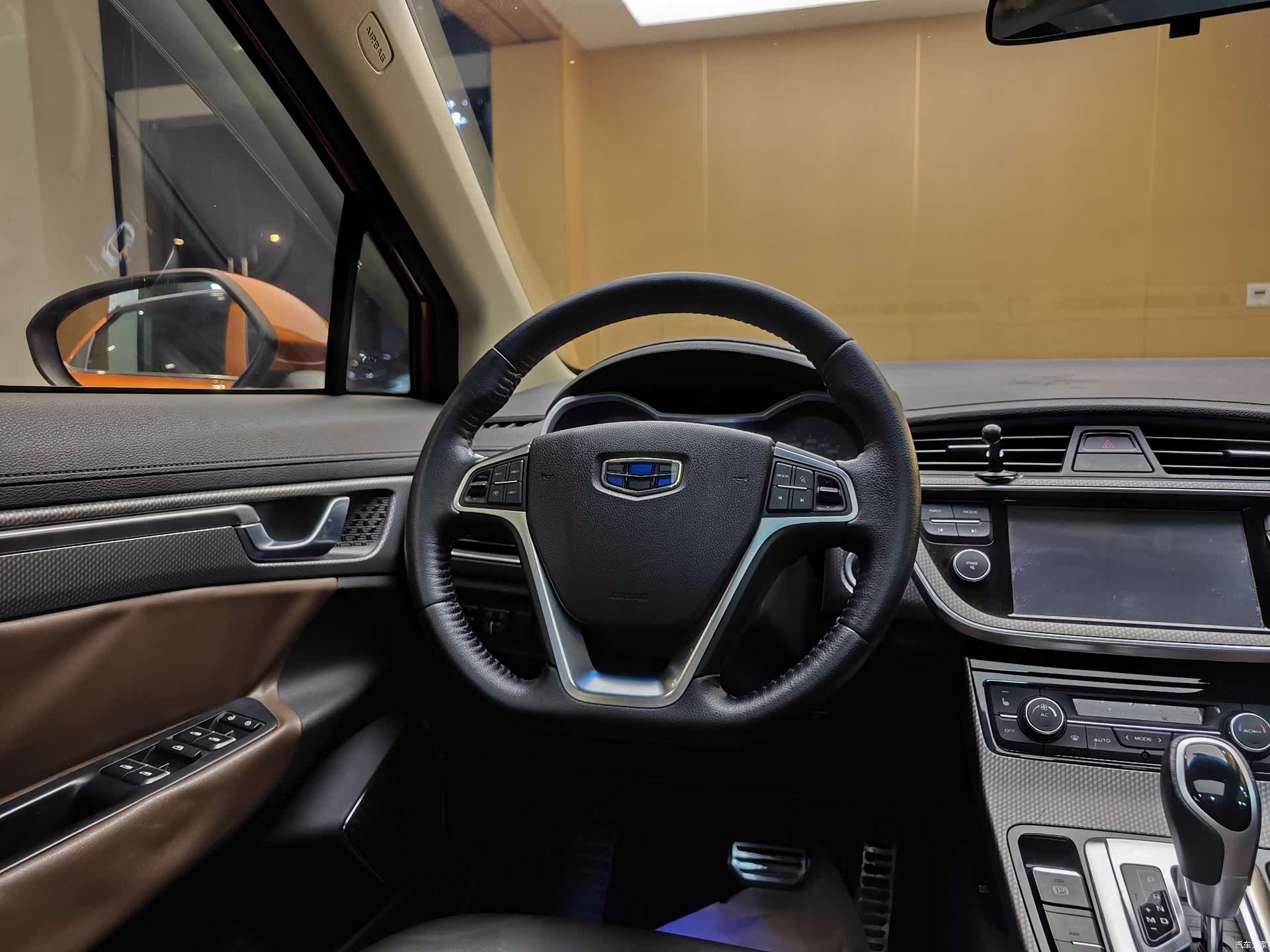 Geely Emgrand, 2016 14