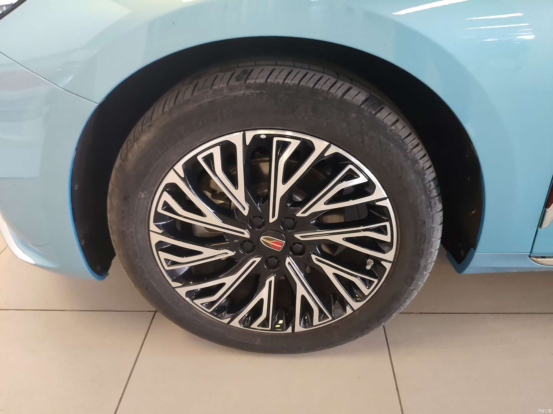 Hongqi H5, 2023 24