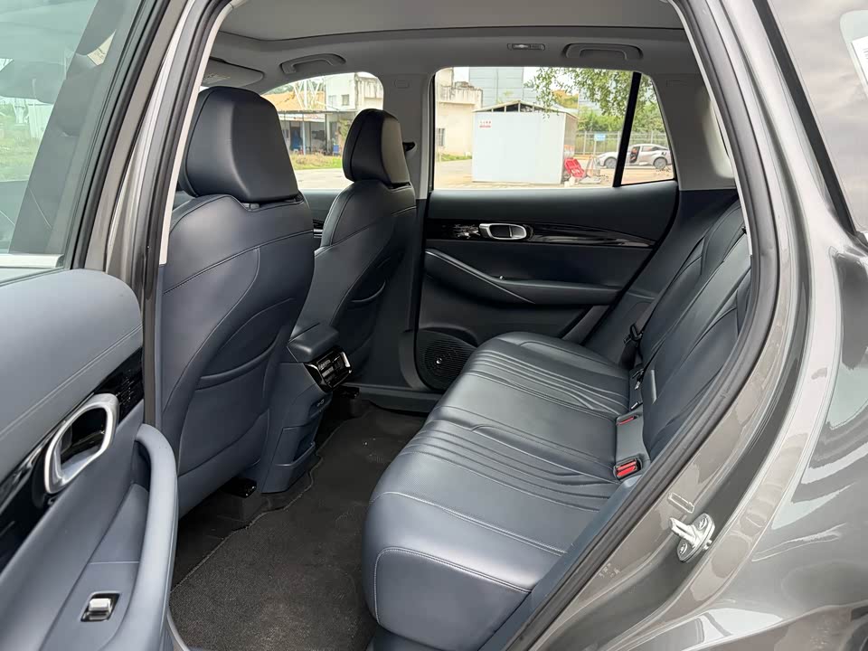 Geely Galaxy Galaxy E5