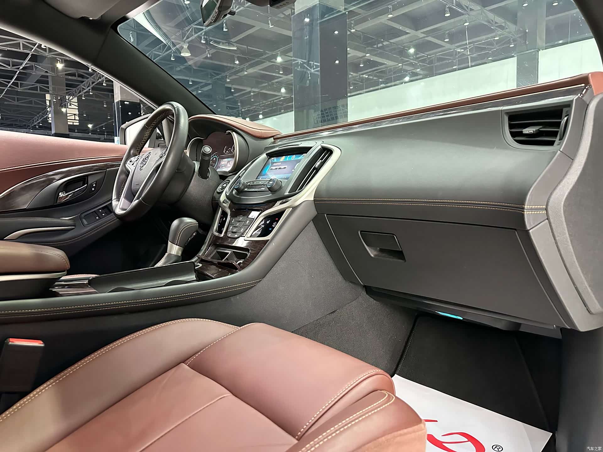 Buick LaCrosse, 2016 11