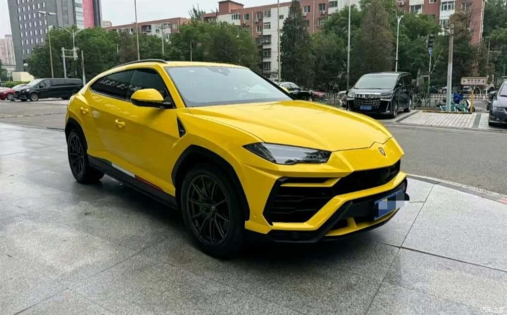 Lamborghini Urus, 2019 2