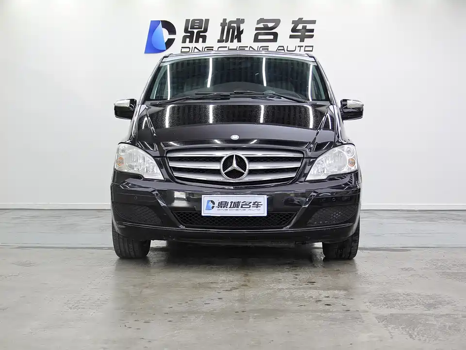 Mercedes-Benz Viano