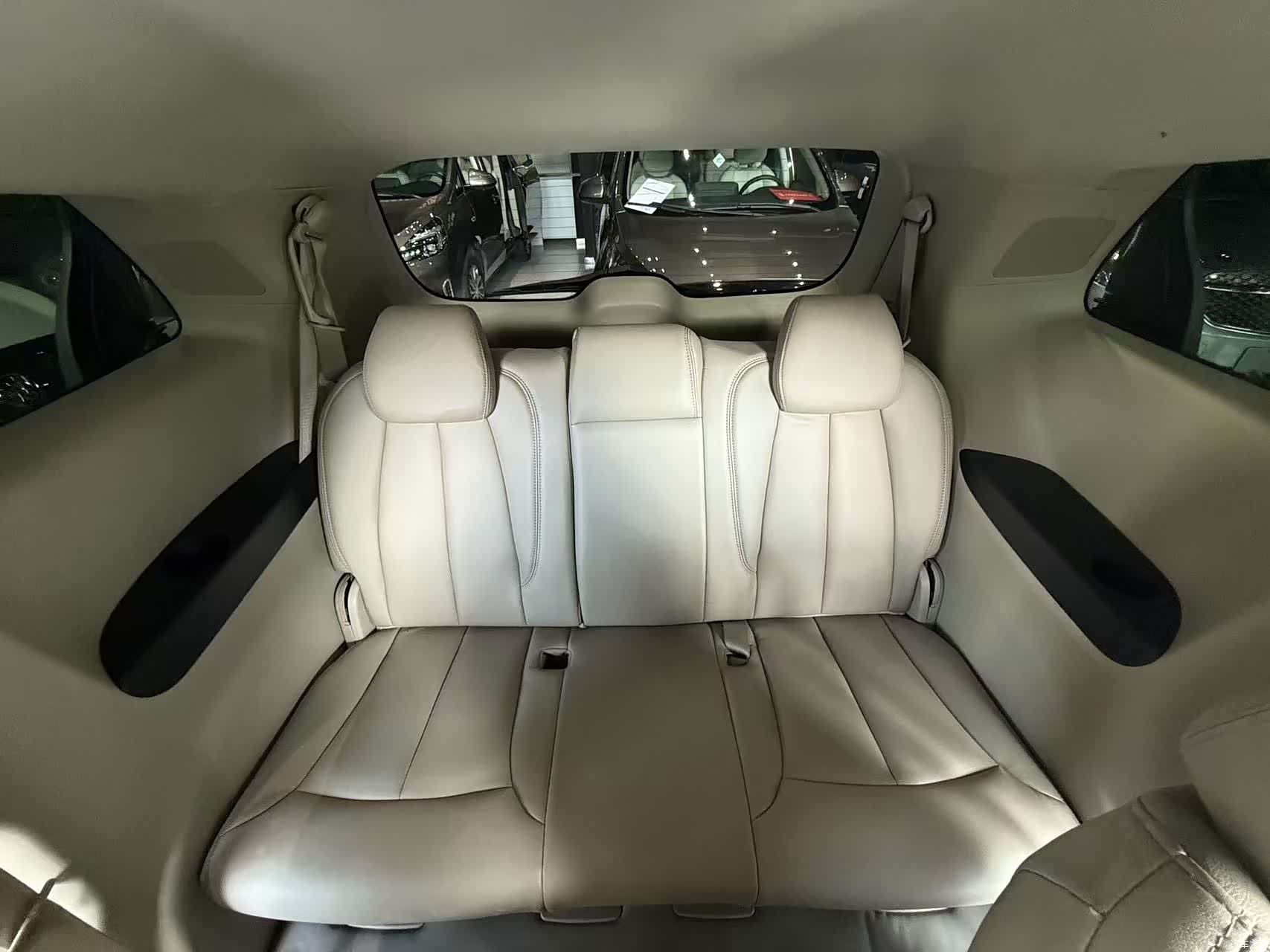 Buick GL8, 2016 15