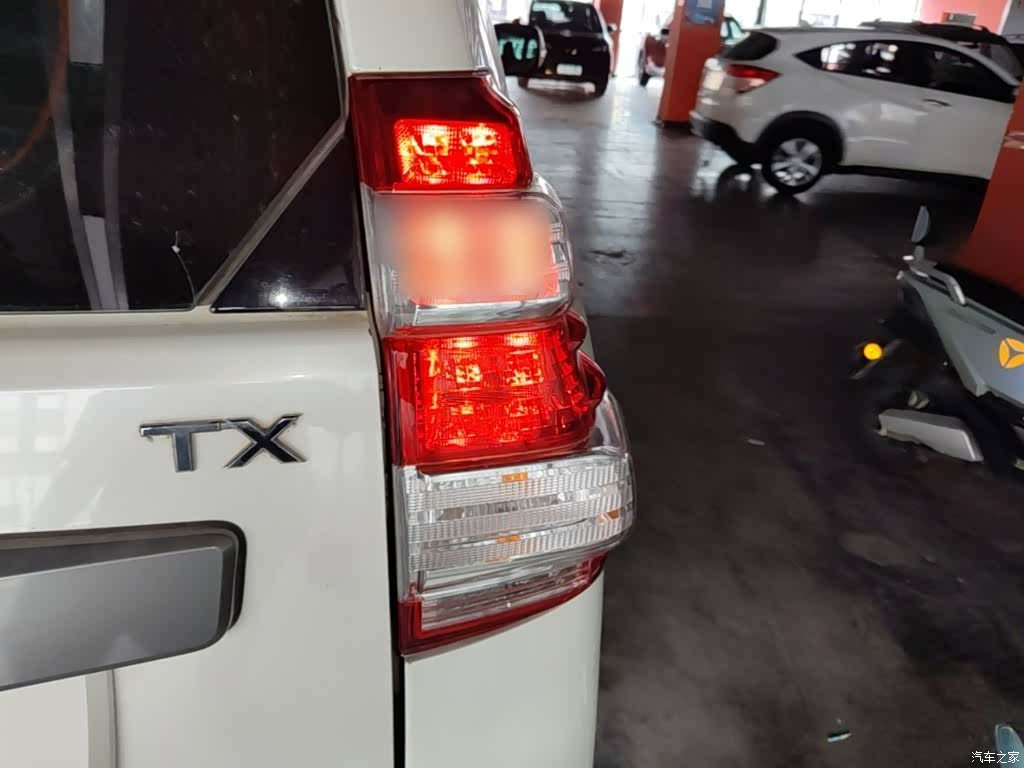 Toyota Prado, 2017 8