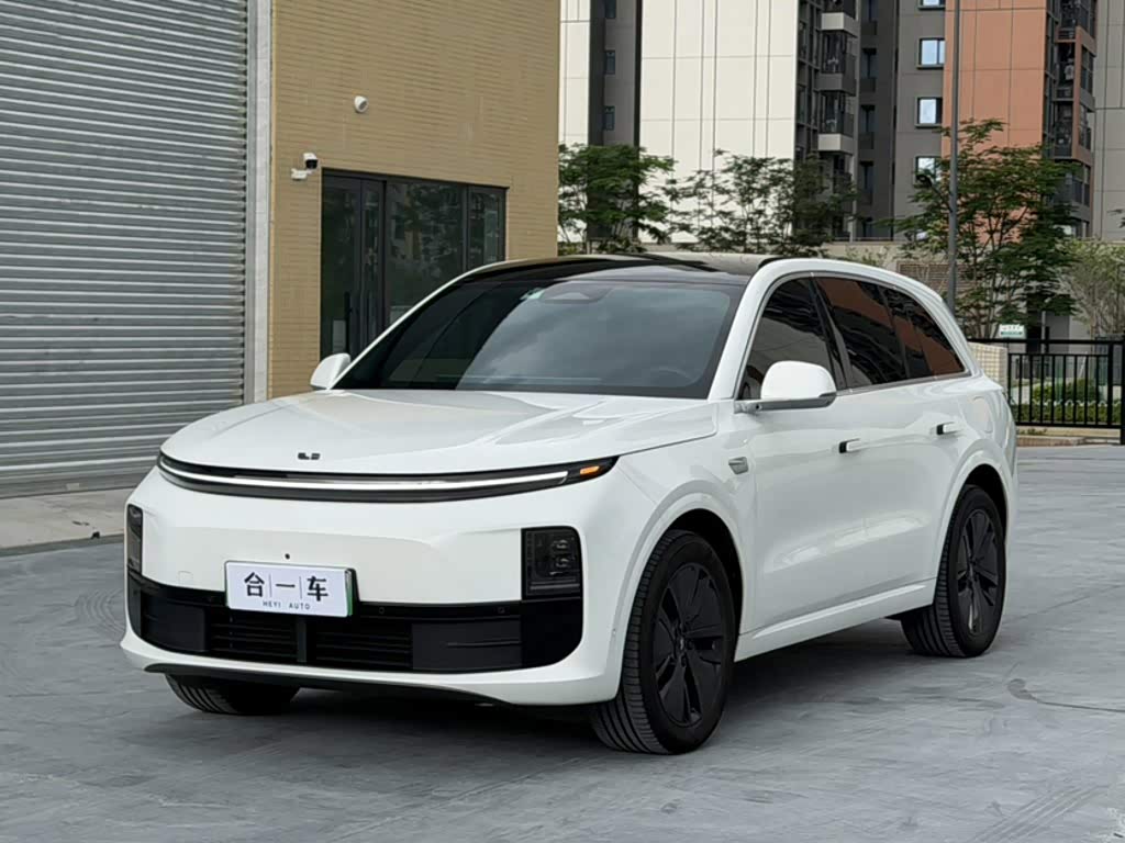 Li Auto L6