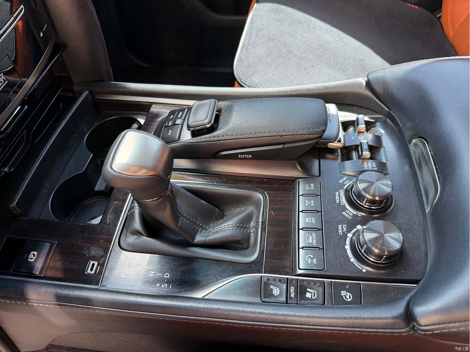 Lexus LX, 2018 19