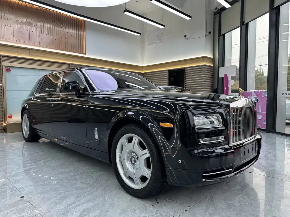Rolls-Royce Phantom